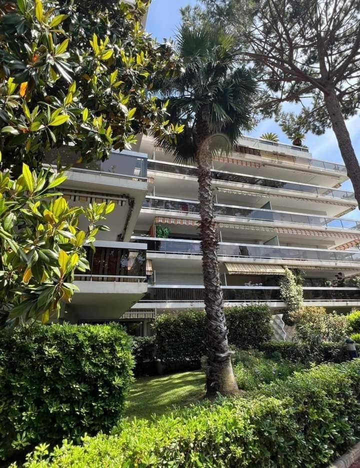 Juan Les Pins Tanit Studio Climatise Vue Sur Mer Piscine Αντίμπ Εξωτερικό φωτογραφία