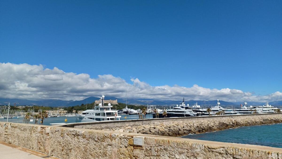 Juan Les Pins Tanit Studio Climatise Vue Sur Mer Piscine Αντίμπ Εξωτερικό φωτογραφία